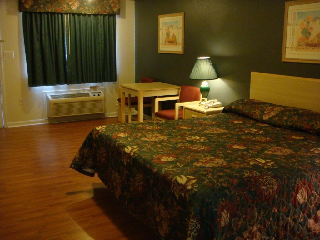 Eagle Pass Inn 객실 사진